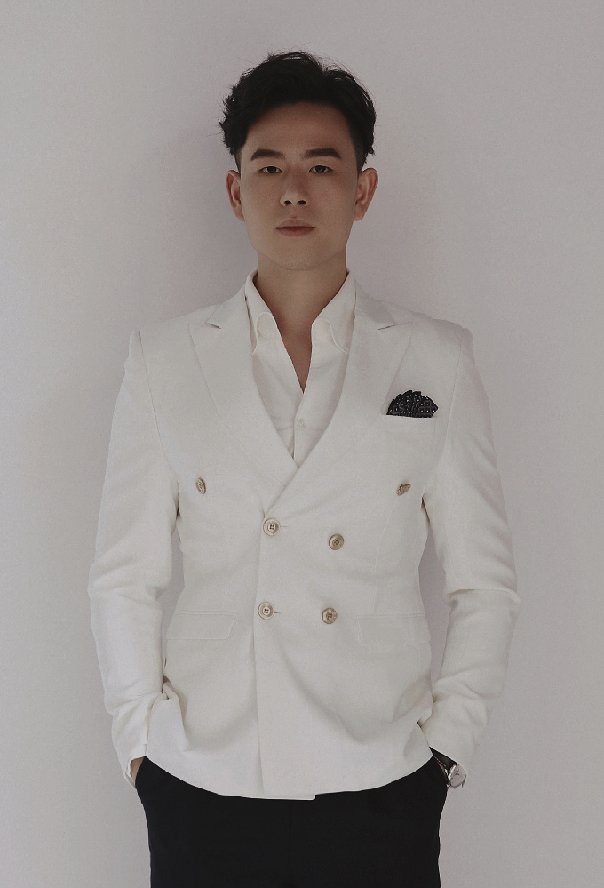 李晓峰（国瓷红叶画院高级画师）